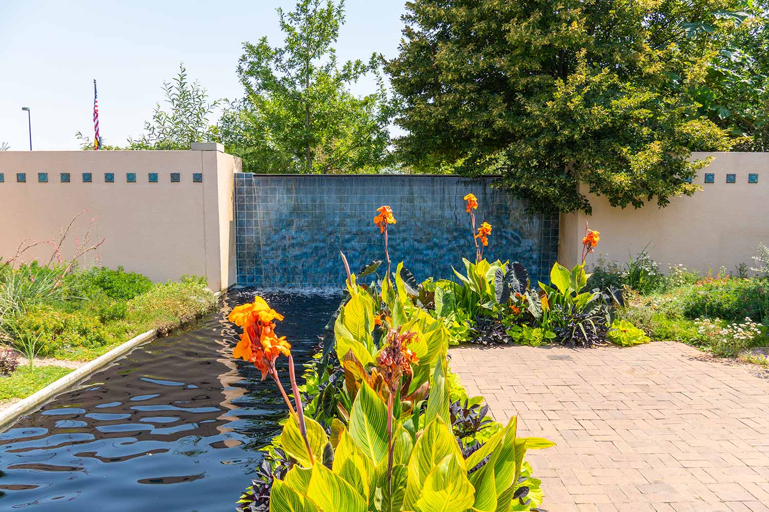 El Pomar Waterway, Denver Botanic Gardens, Colorado, United States