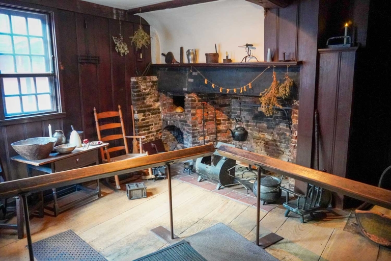 Visiting the Paul Revere House - Ace Adventurer